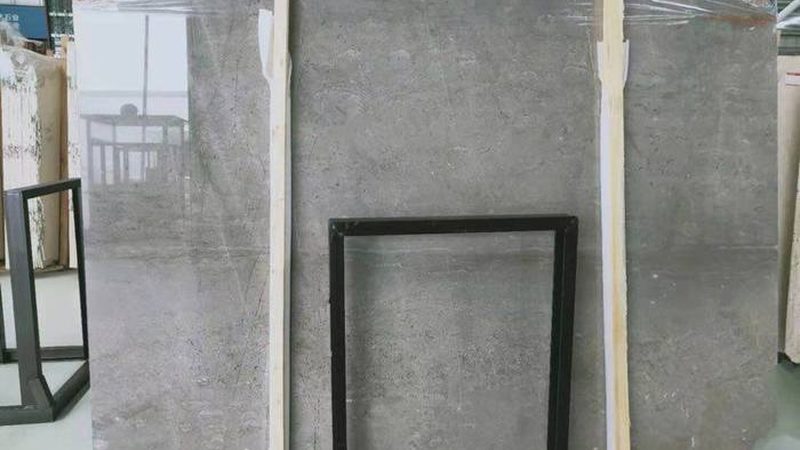 石材马赛克与陶瓷马赛克：材质与工艺的差异化解析